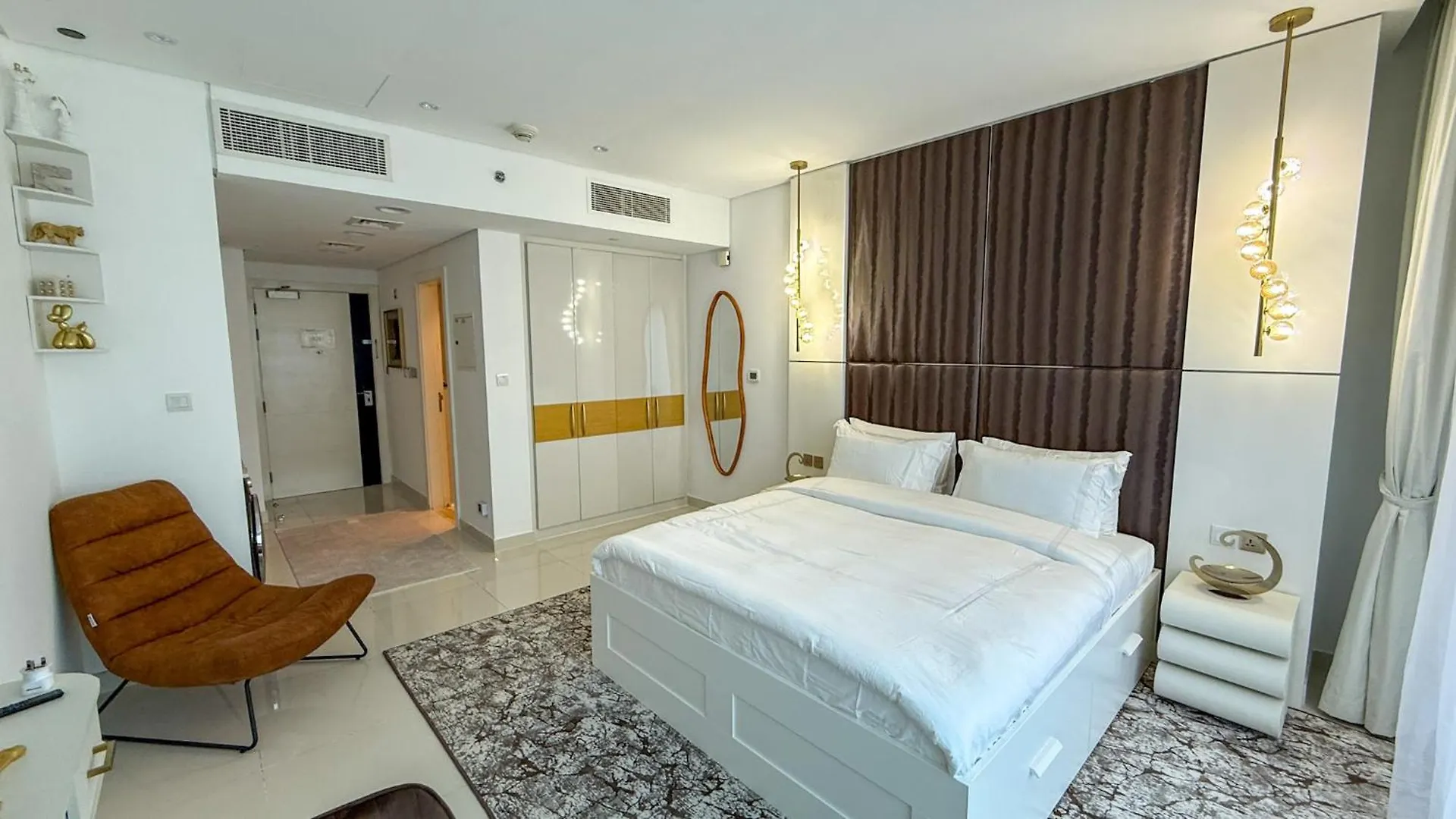 Central Apartment In Dubai Heart United Arab Emirates